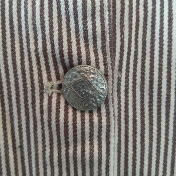 (3/$20) LAL brown and white pinstripe 3/4 sleeve jacket - Picture 6 of 12